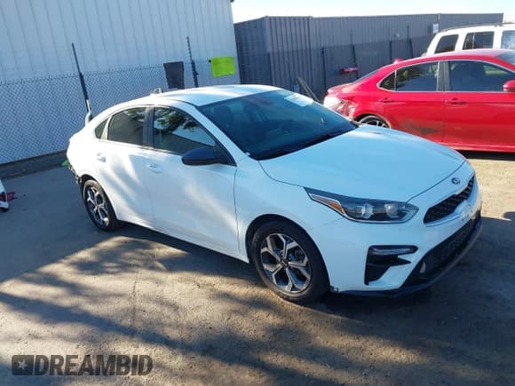 ✅ 2020 Kia Forte LXS • VIN: 3KPF24AD6LE257057 • Лот: 43165864. Опубликован ранее на IAAI с пробегом 83 508 миль. Бесплатный доступ к архиву аукционных продаж из США и подробный отчёт об истории автомобиля на DreamBid. Изображение 1.