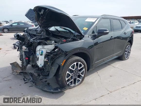 ✅ 2024 Chevrolet Blazer RS • VIN: 3GNKBERS5RS181954 • Lot: 42057083. Listed on IAAI with 10,701 mi. Free auction sales archive from the USA and detailed vehicle history report at DreamBid. Image 20.
