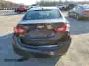 2017 Chevrolet Cruze LT z VIN 1G1BE5SM5H7255097, wystawiony jako Copart lot #69634542 z przebiegiem 29 089 mil mil oraz . Historia ofert i sprzedaży dostępna na DreamBid. Obrazek 6.