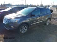 ✅ 2018 Ford Escape SE • VIN: 1FMCU9GD2JUD06587 • Лот: 43734059. Опубликован ранее на IAAI с пробегом 148 319 миль. Бесплатный доступ к архиву аукционных продаж из США и подробный отчёт об истории автомобиля на DreamBid. Изображение 20.