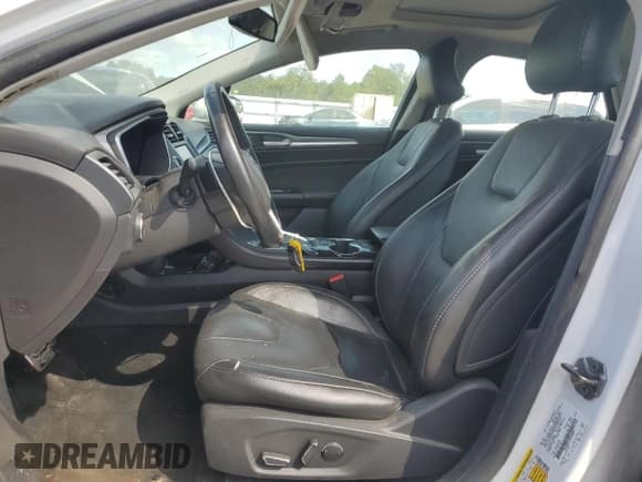 ✅ 2016 Ford Fusion Titanium • VIN: 3FA6P0D91GR220889 • Лот: 81394045. Опубликован ранее на Copart с пробегом 229 986 миль. Бесплатный доступ к архиву аукционных продаж из США и подробный отчёт об истории автомобиля на DreamBid. Изображение 7.