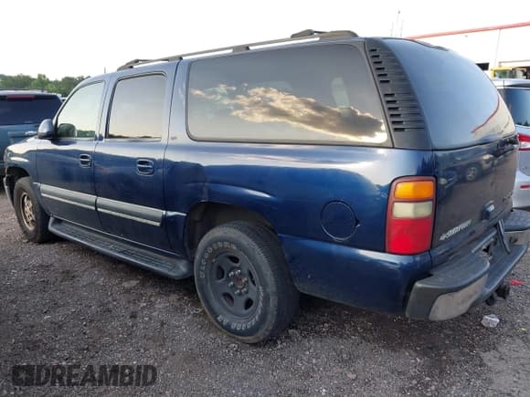 ✅ 2003 Chevrolet Suburban LT • VIN: 1GNEC16Z53J158283 • Lot: 42426762. Listed on IAAI with Not provided. Free auction sales archive from the USA and detailed vehicle history report at DreamBid. Image 6.