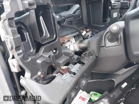 ✅ 2023 Chevrolet Silverado 1500 LT • VIN: 1GCPDKEK5PZ197455 • Lot: 43677351. Listed on IAAI with Not provided. Free auction sales archive from the USA and detailed vehicle history report at DreamBid. Image 7.