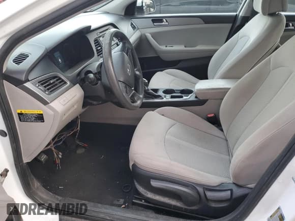 ✅ 2017 Hyundai Sonata SE • VIN: 5NPE24AF9HH531111 • Лот: 45659723. Опубликован ранее на Copart с пробегом 123 375 миль. Бесплатный доступ к архиву аукционных продаж из США и подробный отчёт об истории автомобиля на DreamBid. Изображение 7.