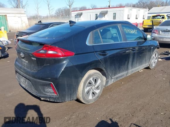 ✅ 2017 Hyundai Ioniq SEL • VIN: KMHC75LC9HU039536 • Lot: 41436587. Wystawiony na IAAI z przebiegiem 101 183 mil. Bezpłatny archiwum sprzedaży aukcyjnych z USA i szczegółowy raport historii pojazdu na DreamBid. Zdjęcie 4.