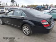 ✅ 2007 Mercedes-Benz S 550 • VIN: WDDNG71X67A092053 • Lot: 43528303. Wystawiony na IAAI z przebiegiem 116 822 mil. Bezpłatny archiwum sprzedaży aukcyjnych z USA i szczegółowy raport historii pojazdu na DreamBid. Zdjęcie 3.
