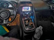 ✅ 2018 Jaguar F-Type 340HP • VIN: SAJDD1EV7JCK51373 • Lot: 96762725. Wystawiony na Copart z przebiegiem 60 484 mil. Bezpłatny archiwum sprzedaży aukcyjnych z USA i szczegółowy raport historii pojazdu na DreamBid. Zdjęcie 9.