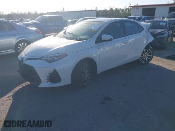✅ 2017 Toyota Corolla L • VIN: 5YFBURHE1HP630791 • Lot: 41262888. Wystawiony na IAAI z przebiegiem 44 135 mil. Bezpłatny archiwum sprzedaży aukcyjnych z USA i szczegółowy raport historii pojazdu na DreamBid. Zdjęcie 16.