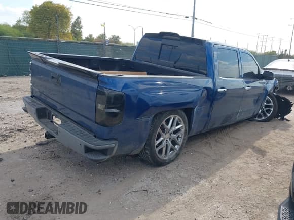 ✅ 2016 Chevrolet Silverado 1500 High Country • VIN: 3GCPCTEC9GG113851 • Лот: 43719222. Опубликован ранее на IAAI с пробегом 143 682 миль. Бесплатный доступ к архиву аукционных продаж из США и подробный отчёт об истории автомобиля на DreamBid. Изображение 4.