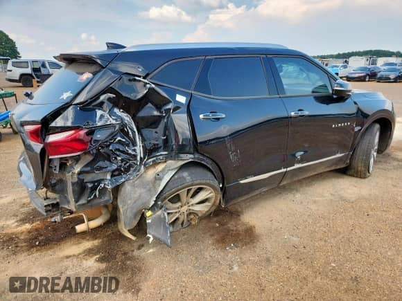 2019 Chevrolet Blazer Premier with VIN 3GNKBFRS2KS696163, listed as a Copart auction lot 82063805 with Not provided miles and Clean title. Bid and sale history available at DreamBid. Image 3.