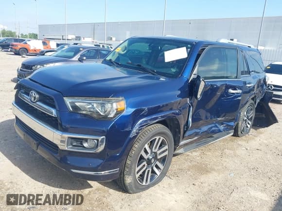 ✅ 2016 Toyota 4Runner SR5 • VIN: JTEZU5JR2G5145605 • Lot: 42852232. Listed on IAAI with 98,982 mi. Free auction sales archive from the USA and detailed vehicle history report at DreamBid. Image 2.