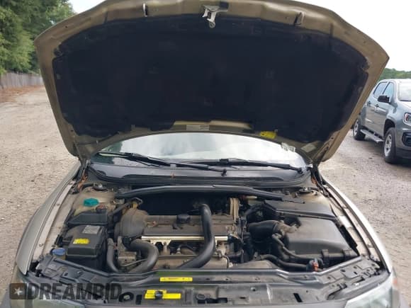 ✅ 2003 Volvo V70 XC70 • VIN: YV1SZ59H031113721 • Лот: 39819433. Опубликован ранее на IAAI с пробегом 274 793 миль. Бесплатный доступ к архиву аукционных продаж из США и подробный отчёт об истории автомобиля на DreamBid. Изображение 10.