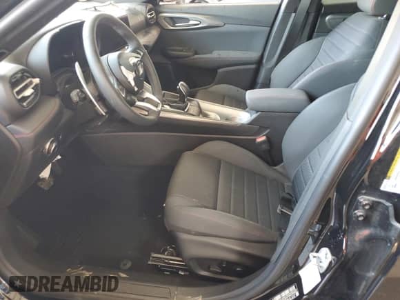 ✅ 2024 Dodge Hornet R/T • VIN: ZACPDFCW6R3A33492 • Lot: 69940775. Wystawiony na Copart z przebiegiem 21 789 mil mil. Skorzystaj z bezpłatnego archiwum sprzedaży aukcyjnych z USA i zobacz szczegółowy raport historii pojazdu na DreamBid. Zdjęcie 7.