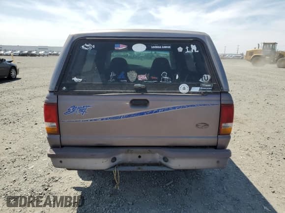 ✅ 1995 Ford Ranger XLT • VIN: 1FTCR10X0SPA73451 • Lot: 60576195. Listed on Copart with 140,064 mi. Free auction sales archive from the USA and detailed vehicle history report at DreamBid. Image 6.