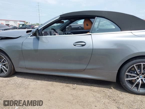 ✅ 2025 BMW 4 Series 430i • VIN: WBA33DB00SCU43630 • Lot: 42172591. Listed on IAAI with Not provided. Free auction sales archive from the USA and detailed vehicle history report at DreamBid. Image 15.