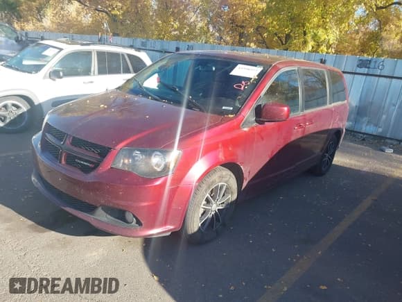 ✅ 2018 Dodge Grand Caravan GT • VIN: 2C4RDGEG6JR205551 • Lot: 43598553. Listed on IAAI with 136,291 mi. Free auction sales archive from the USA and detailed vehicle history report at DreamBid. Image 17.