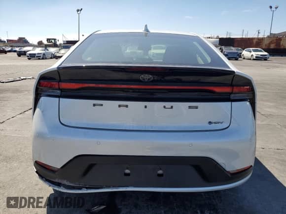 2024 Toyota Prius LE with VIN JTDACAAU6R3017044, listed as a Copart auction lot 71922495 with 35,691 mi miles and Salvage title. Bid and sale history available at DreamBid. Image 6.