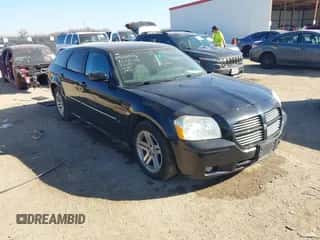 2005 Dodge Magnum SE с VIN 2D4FV48V55H661046, выставлен на аукционе IAAI как лот 41644364 с пробегом 125 400 миль миль и . История ставок и продаж доступна на DreamBid. Изображение 1.