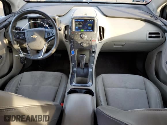 ✅ 2013 Chevrolet Volt • VIN: 1G1RB6E44DU102506 • Lot: 82352404. Wystawiony na Copart z przebiegiem 110 294 mil. Bezpłatny archiwum sprzedaży aukcyjnych z USA i szczegółowy raport historii pojazdu na DreamBid. Zdjęcie 8.