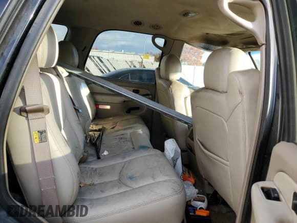 ✅ 2003 GMC Yukon SLT • VIN: 1GKEK13Z23J298604 • Lot: 90615655. Wystawiony na Copart z przebiegiem 253 372 mil. Bezpłatny archiwum sprzedaży aukcyjnych z USA i szczegółowy raport historii pojazdu na DreamBid. Zdjęcie 11.