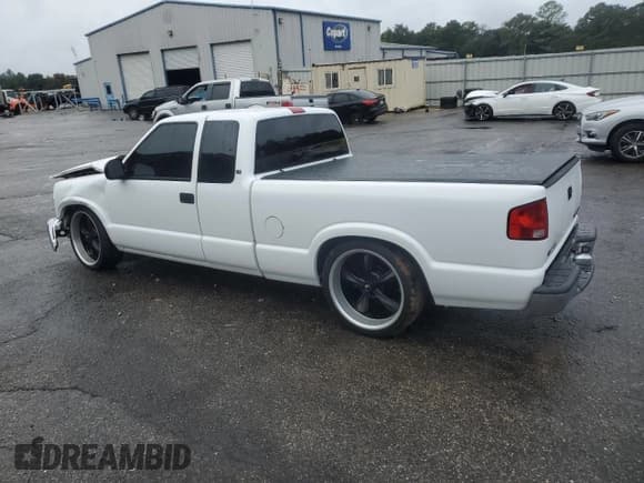 ✅ 1998 Chevrolet S-10 LS • VIN: 1GCCS19X7W8150498 • Лот: 80077364. Опубликован ранее на Copart с пробегом 138 634 миль. Бесплатный доступ к архиву аукционных продаж из США и подробный отчёт об истории автомобиля на DreamBid. Изображение 2.