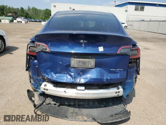 ✅ 2022 Tesla Model Y Long Range • VIN: 7SAYGDEE7NF436897 • Лот: 57336655. Опубликован ранее на Copart с пробегом 104 089 миль. Бесплатный доступ к архиву аукционных продаж из США и подробный отчёт об истории автомобиля на DreamBid. Изображение 6.