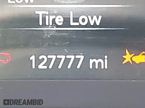 ✅ 2021 Jeep Cherokee Latitude • VIN: 1C4PJMCB9MD193523 • Lot: 42425060. Wystawiony na IAAI z przebiegiem 127 777 mil. Bezpłatny archiwum sprzedaży aukcyjnych z USA i szczegółowy raport historii pojazdu na DreamBid. Zdjęcie 15.