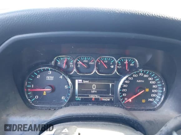 ✅ 2015 Chevrolet Silverado 2500HD LT • VIN: 1GC2KVEG8FZ549360 • Lot: 41497647. Wystawiony na IAAI z przebiegiem 142 379 mil. Bezpłatny archiwum sprzedaży aukcyjnych z USA i szczegółowy raport historii pojazdu na DreamBid. Zdjęcie 7.