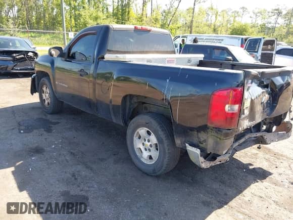 2008 Chevrolet Silverado 1500 Work Truck z VIN 1GCEC14X08Z170361, wystawiony jako IAAI lot #42389874 z przebiegiem 244 026 mil mil oraz . Historia ofert i sprzedaży dostępna na DreamBid. Obrazek 3.