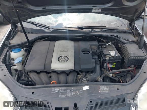 ✅ 2006 Volkswagen Jetta Value Edition • VIN: 3VWPF71K86M800800 • Лот: 42300220. Опубликован ранее на IAAI с пробегом 154 717 миль. Бесплатный доступ к архиву аукционных продаж из США и подробный отчёт об истории автомобиля на DreamBid. Изображение 10.