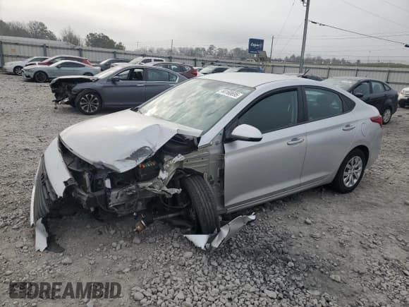 ✅ 2021 Hyundai Accent SE • VIN: 3KPC24A64ME132435 • Лот: 44160695. Опубликован ранее на Copart с пробегом 100 353 миль. Бесплатный доступ к архиву аукционных продаж из США и подробный отчёт об истории автомобиля на DreamBid. Изображение 1.