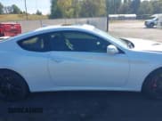 ✅ 2015 Hyundai Genesis Coupe R-Spec • VIN: KMHHU6KJ0FU122371 • Lot: 43521558. Wystawiony na IAAI z przebiegiem 102 931 mil. Bezpłatny archiwum sprzedaży aukcyjnych z USA i szczegółowy raport historii pojazdu na DreamBid. Zdjęcie 13.