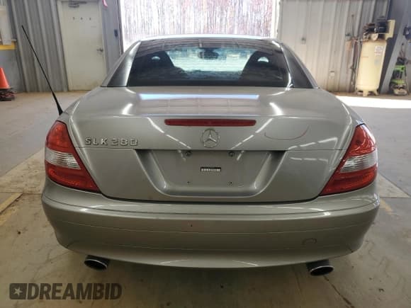 ✅ 2006 Mercedes-Benz SLK 280 • VIN: WDBWK54F86F095928 • Lot: 92979135. Listed on Copart with 121,404 mi. Free auction sales archive from the USA and detailed vehicle history report at DreamBid. Image 6.