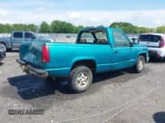 ✅ 1994 GMC Sierra 1500 • VIN: 1GTDC14Z3RZ547523 • Lot: 42072321. Wystawiony na IAAI z przebiegiem 170 695 mil. Bezpłatny archiwum sprzedaży aukcyjnych z USA i szczegółowy raport historii pojazdu na DreamBid. Zdjęcie 4.