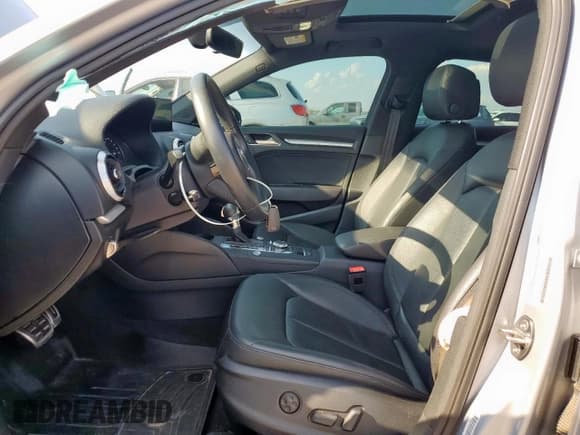 ✅ 2019 Audi A3 Premium • VIN: WAUAUGFF1KA083882 • Lot: 70363575. Listed on Copart with 46,200 mi. Free auction sales archive from the USA and detailed vehicle history report at DreamBid. Image 7.