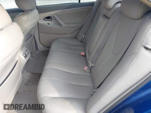 ✅ 2010 Toyota Camry • VIN: 4T1BB3EK6AU113102 • Lot: 43760891. Listed on IAAI with 237,147 mi. Free auction sales archive from the USA and detailed vehicle history report at DreamBid. Image 8.