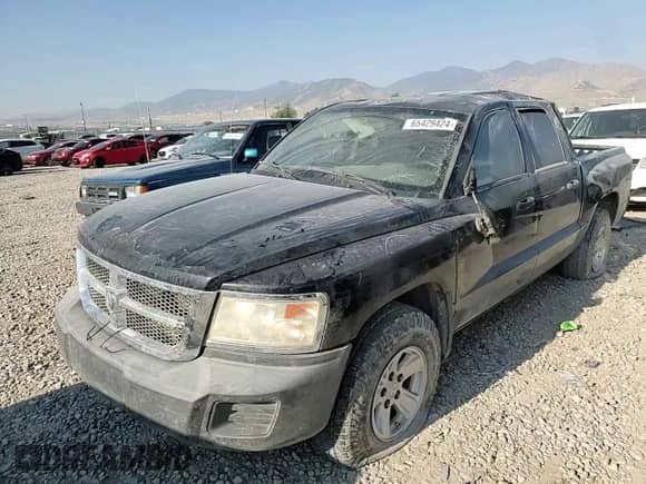 2008 Dodge Dakota Bighorn/Lonestar with VIN 1D7HE38K28S557574, listed as a Copart auction lot 65429424 with 113,032 mi miles and Salvage title. Bid and sale history available at DreamBid. Image 11.