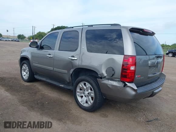 ✅ 2007 Chevrolet Tahoe LS • VIN: 1GNFC13C87R399010 • Lot: 42681863. Listed on IAAI with 211,825 mi. Free auction sales archive from the USA and detailed vehicle history report at DreamBid. Image 3.