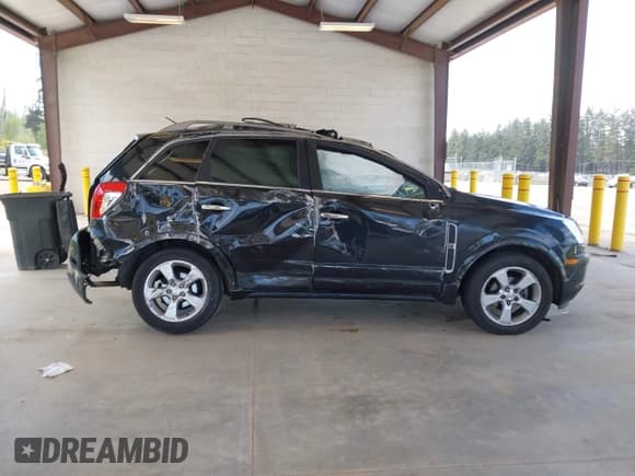 ✅ 2014 Chevrolet Captiva Sport LTZ • VIN: 3GNAL4EK1ES546181 • Lot: 42179588. Wystawiony na IAAI z przebiegiem Nie podano. Bezpłatny archiwum sprzedaży aukcyjnych z USA i szczegółowy raport historii pojazdu na DreamBid. Zdjęcie 13.
