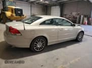 ✅ 2006 Volvo C70 • VIN: YV1MC68276J005078 • Lot: 71112204. Wystawiony na Copart z przebiegiem 115 936 mil. Bezpłatny archiwum sprzedaży aukcyjnych z USA i szczegółowy raport historii pojazdu na DreamBid. Zdjęcie 3.