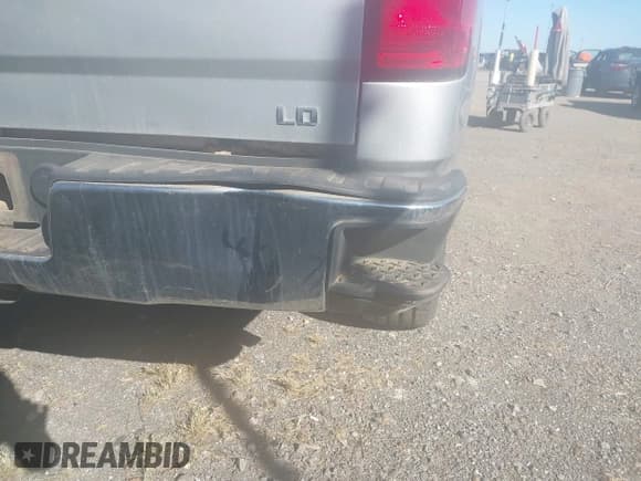 ✅ 2019 Chevrolet Silverado 1500 LT • VIN: 2GCRCPECXK1154992 • Lot: 43507958. Wystawiony na IAAI z przebiegiem 117 450 mil. Bezpłatny archiwum sprzedaży aukcyjnych z USA i szczegółowy raport historii pojazdu na DreamBid. Zdjęcie 20.