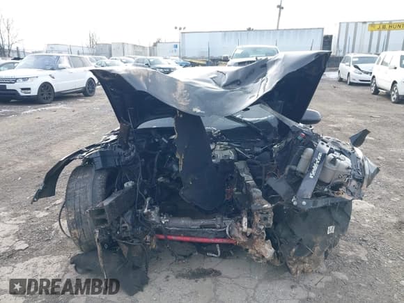 ✅ 2016 Audi S8 Plus • VIN: WUAJ5AFD0GN900743 • Lot: 41299442. Wystawiony na IAAI z przebiegiem Nie podano. Bezpłatny archiwum sprzedaży aukcyjnych z USA i szczegółowy raport historii pojazdu na DreamBid. Zdjęcie 11.