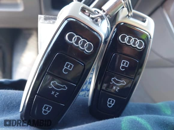 ✅ 2023 Audi Q7 Premium Plus • VIN: WA1LXBF71PD006251 • Lot: 41423717. Wystawiony na IAAI z przebiegiem 19 717 mil. Bezpłatny archiwum sprzedaży aukcyjnych z USA i szczegółowy raport historii pojazdu na DreamBid. Zdjęcie 11.