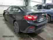 2017 Chevrolet Cruze LT z VIN 1G1BE5SM7H7202224, wystawiony jako Copart lot #62196002 z przebiegiem 89 652 mil mil oraz . Historia ofert i sprzedaży dostępna na DreamBid. Obrazek 3.