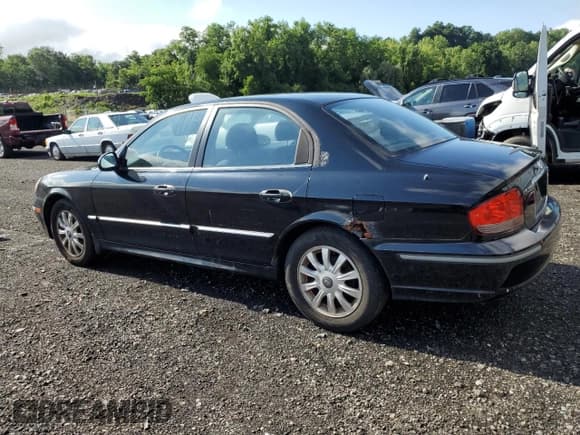 ✅ 2004 Hyundai Sonata GLS • VIN: KMHWF35H24A946301 • Lot: 63486185. Listed on Copart with 84,664 mi. Free auction sales archive from the USA and detailed vehicle history report at DreamBid. Image 2.