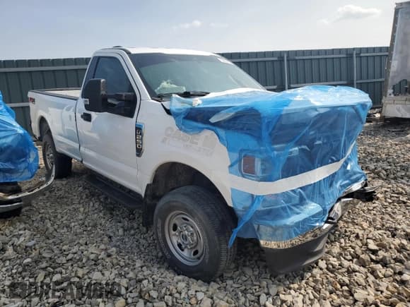 ✅ 2022 Ford F-250 XL • VIN: 1FDBF2B69NEC19646 • Lot: 50932655. Wystawiony na Copart z przebiegiem 89 859 mil. Bezpłatny archiwum sprzedaży aukcyjnych z USA i szczegółowy raport historii pojazdu na DreamBid. Zdjęcie 4.
