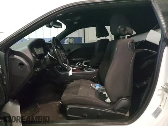 ✅ 2016 Dodge Challenger SXT Plus • VIN: 2C3CDZAG4GH352753 • Lot: 75312223. Wystawiony na Copart z przebiegiem 128 973 mil. Bezpłatny archiwum sprzedaży aukcyjnych z USA i szczegółowy raport historii pojazdu na DreamBid. Zdjęcie 7.