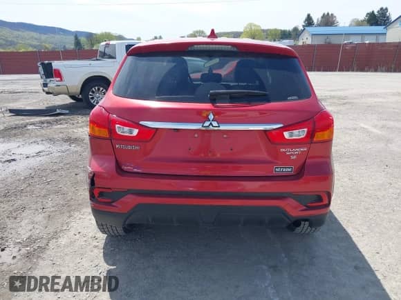 2018 Mitsubishi Outlander SE с VIN JA4AR3AW9JU020654, выставлен на аукционе IAAI как лот 42050945 с пробегом 138 964 миль миль и . История ставок и продаж доступна на DreamBid. Изображение 17.