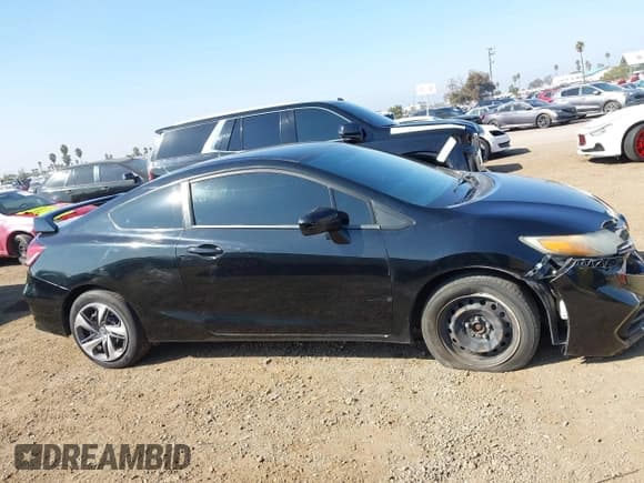 ✅ 2015 Honda Civic LX • VIN: 2HGFG3B5XFH519630 • Lot: 43540471. Listed on IAAI with 115,024 mi. Free auction sales archive from the USA and detailed vehicle history report at DreamBid. Image 14.