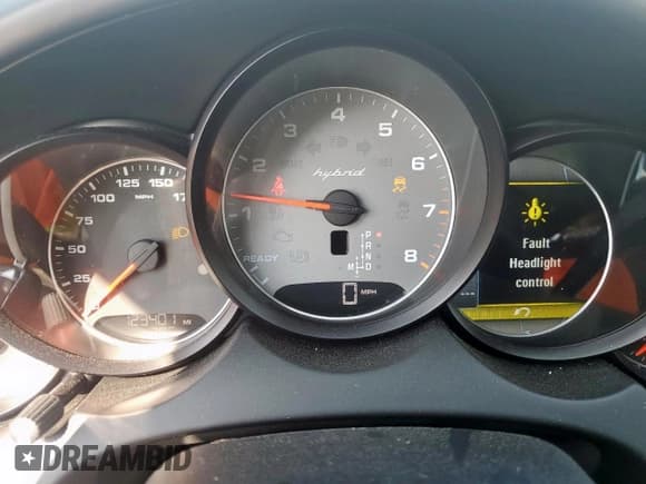 ✅ 2011 Porsche Cayenne S Hybrid • VIN: WP1AE2A20BLA93457 • Lot: 71710835. Wystawiony na Copart z przebiegiem 123 401 mil. Bezpłatny archiwum sprzedaży aukcyjnych z USA i szczegółowy raport historii pojazdu na DreamBid. Zdjęcie 9.